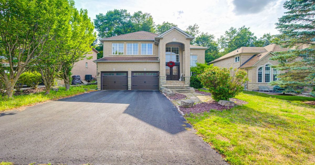 93 Watts Meadow property exterior
