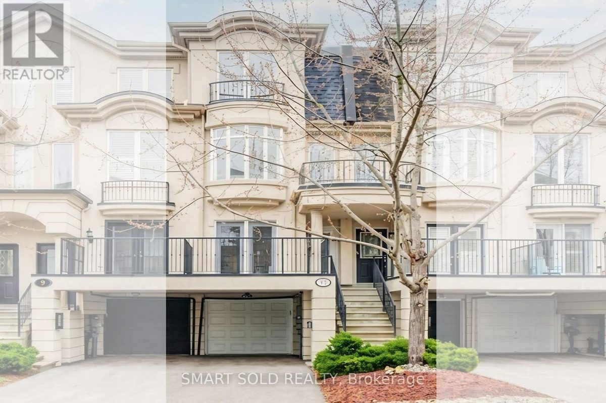 11 Humphrey Gate property exterior