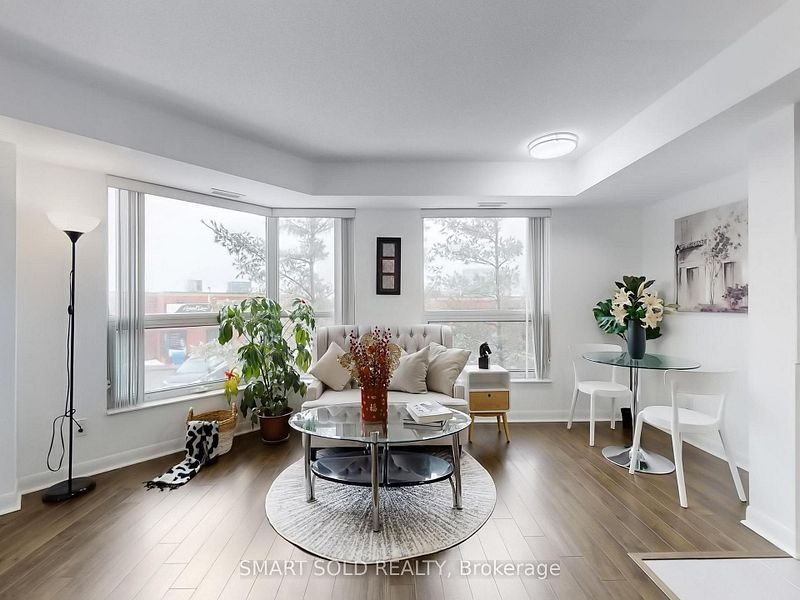 75 Norman Bethune Avenue condominium interior