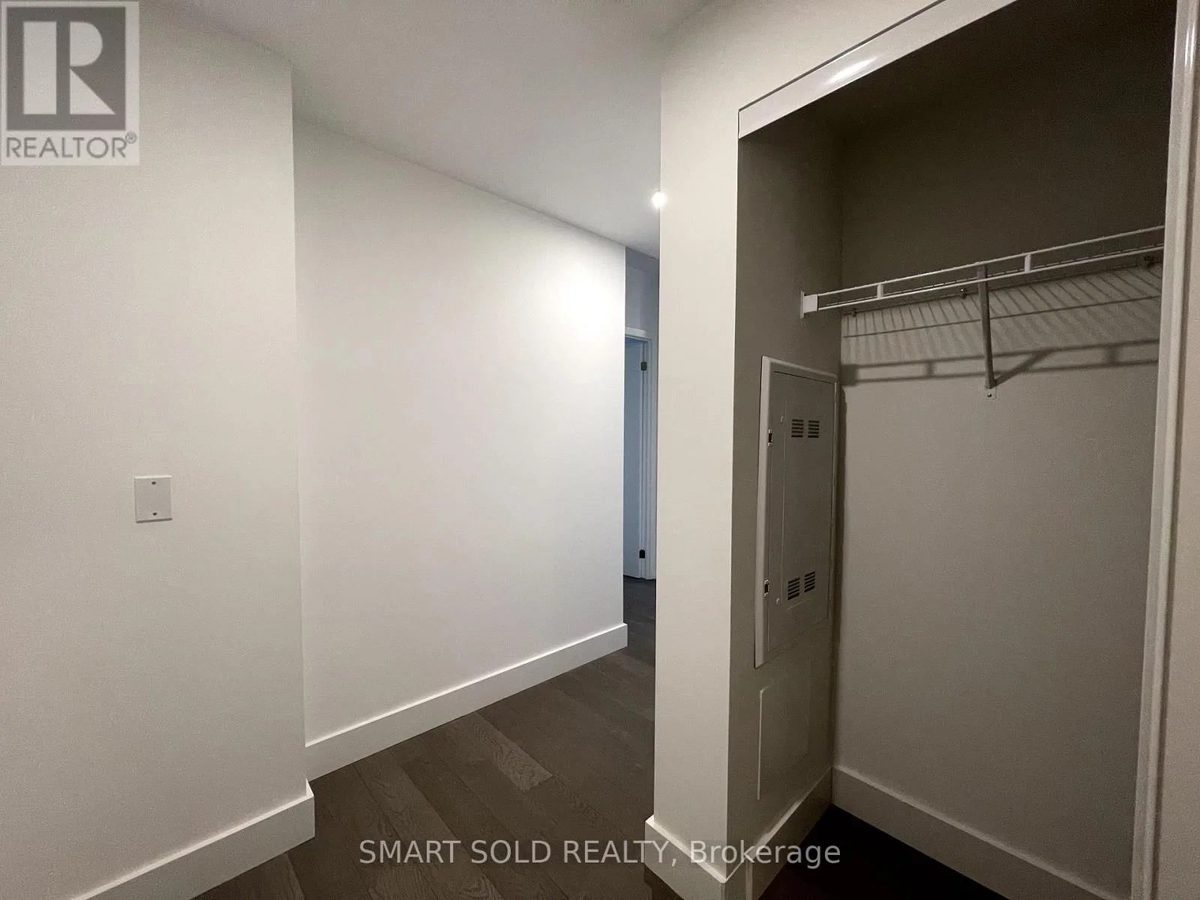 625 Sheppard Ave E #610 property photo